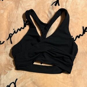Bombshell sportswear twist front bra